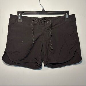 Patagonia Black Wavefarer Boardshorts Size 2